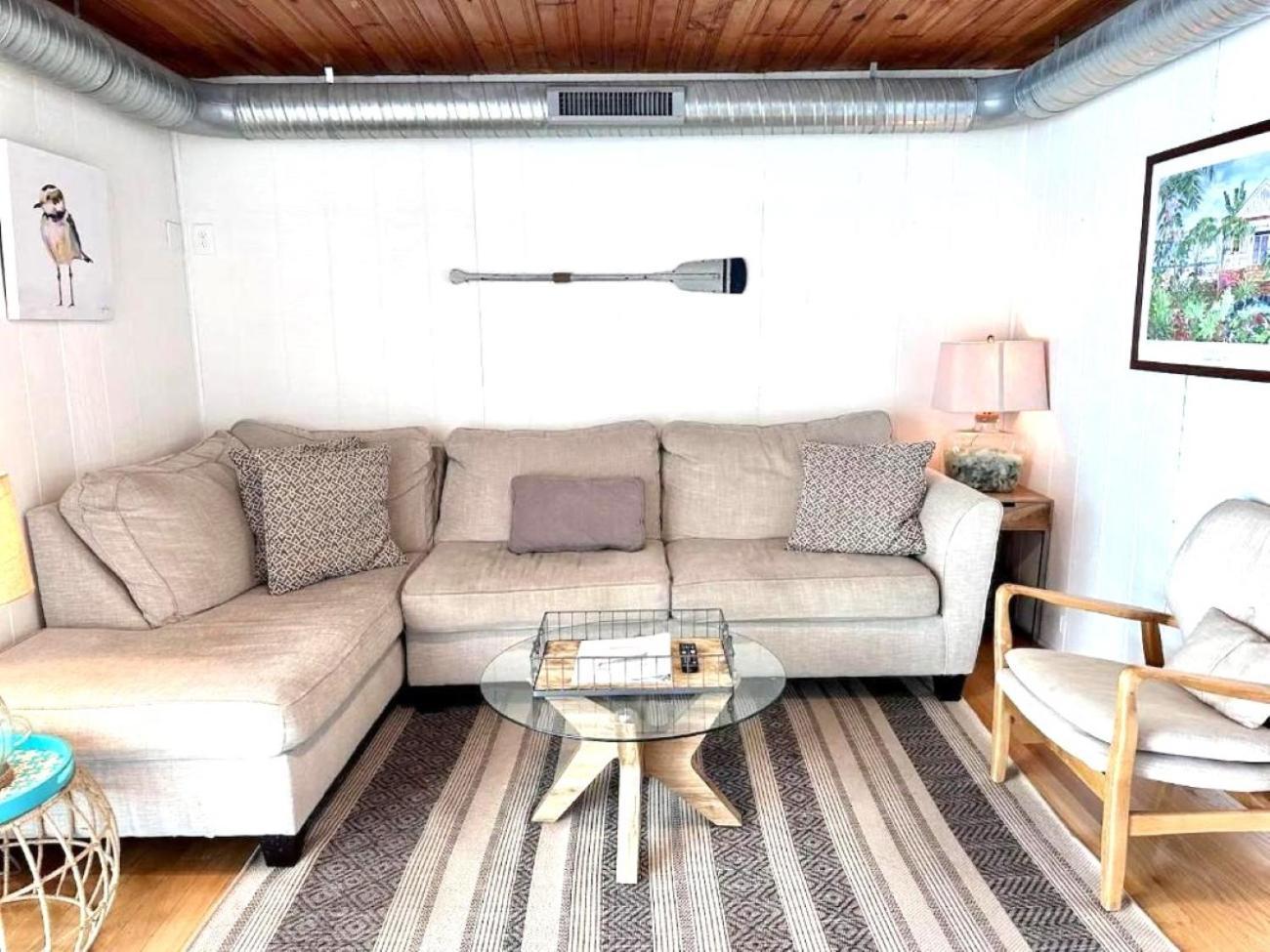 Cozy Beach - Direct Waterfront! East Haven Bagian luar foto